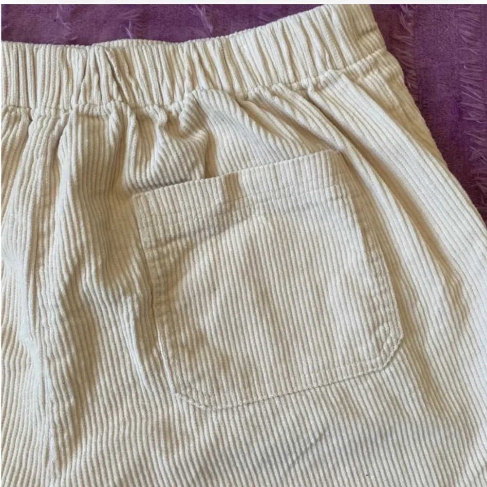Wild Fable new high rise corduroy short size L new